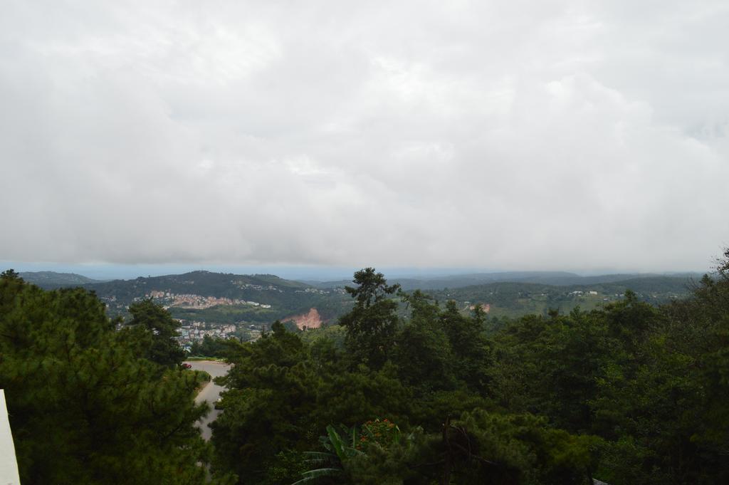 Orange Homestay Shillong Eksteriør bilde