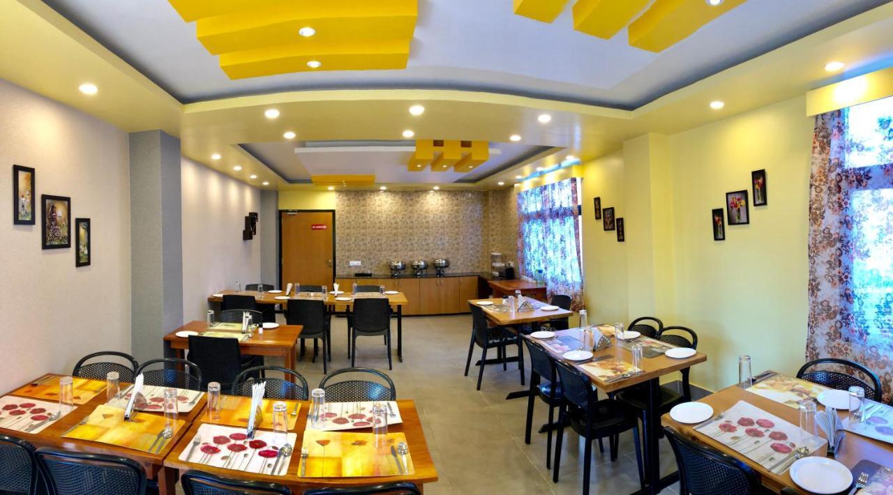 Orange Homestay Shillong Eksteriør bilde